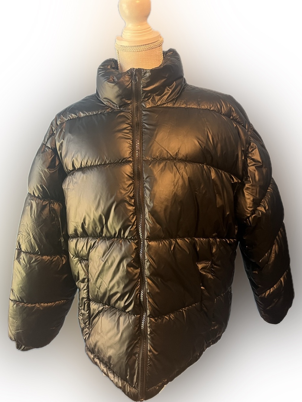 Forever 21 Black Puffer Jacket Size Large Like New